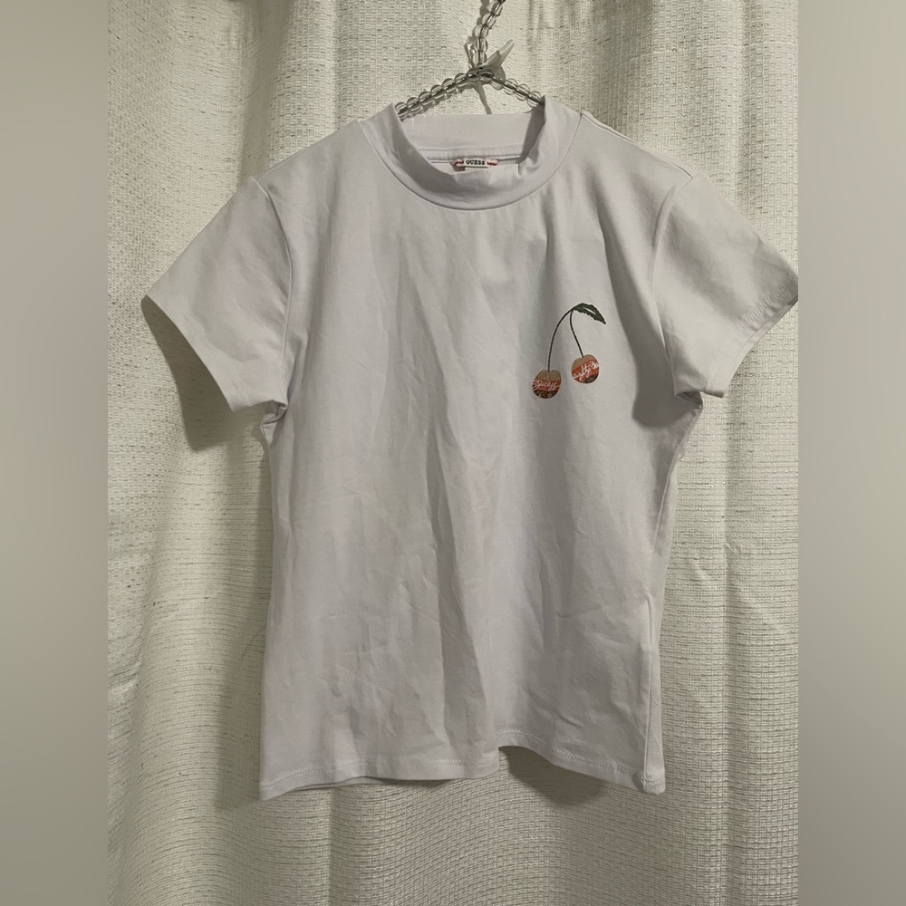 Guess Top